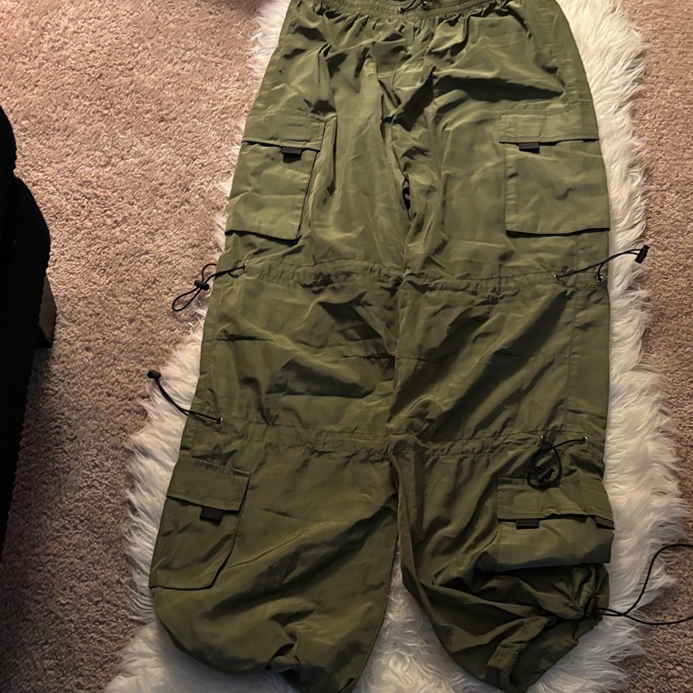 Fashion Nova Olive Cargo Pants
